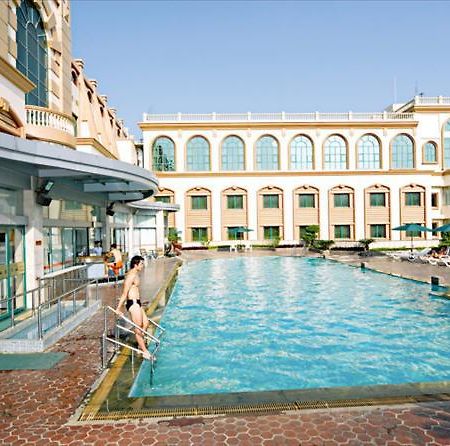 Aile Holiday Hotel จิ้นเจียง ภายนอก รูปภาพ