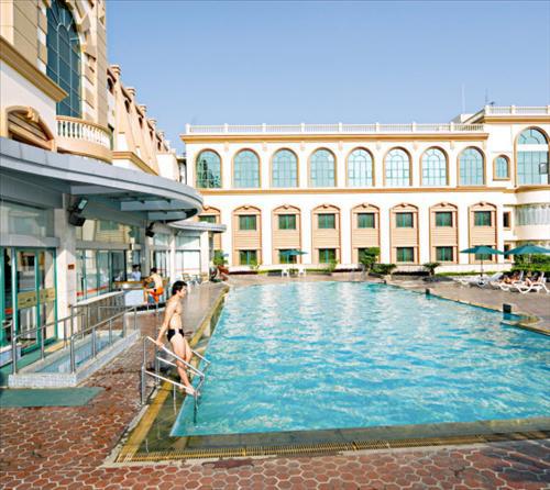 Aile Holiday Hotel จิ้นเจียง ภายนอก รูปภาพ
